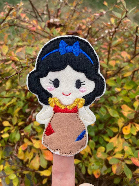 Forest Princess Finger Puppet Set One