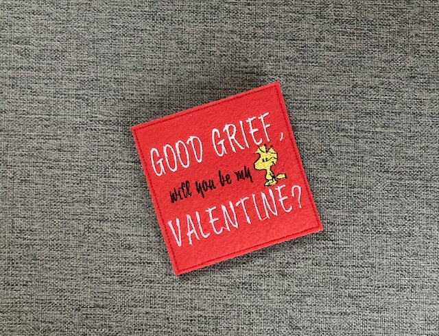 "Snoop" Valentine Card with Finger Pupper